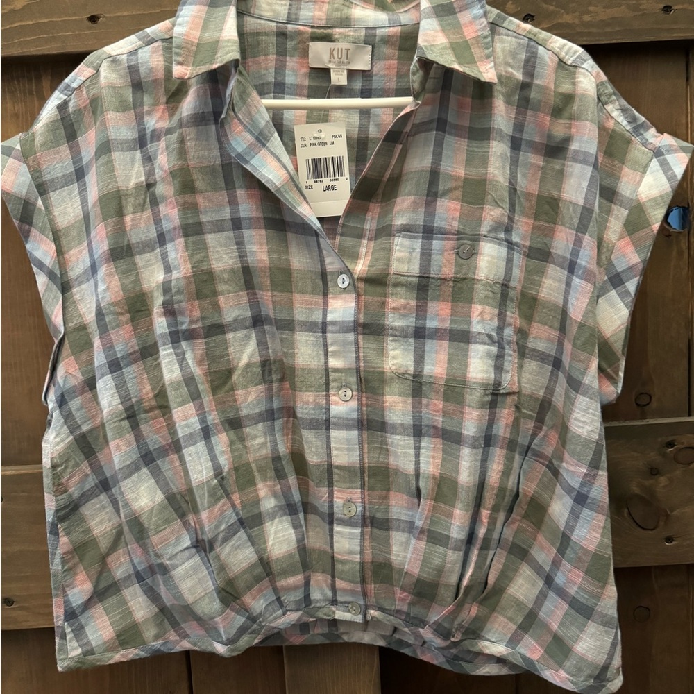 KUT from the Kloth Plaid Short Sleeve Buttowndown Top